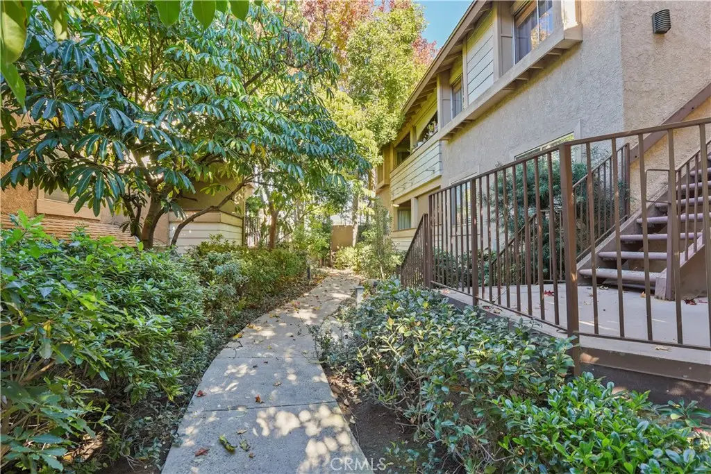 10237 De Soto, Chatsworth, CA 91311 - Image #1