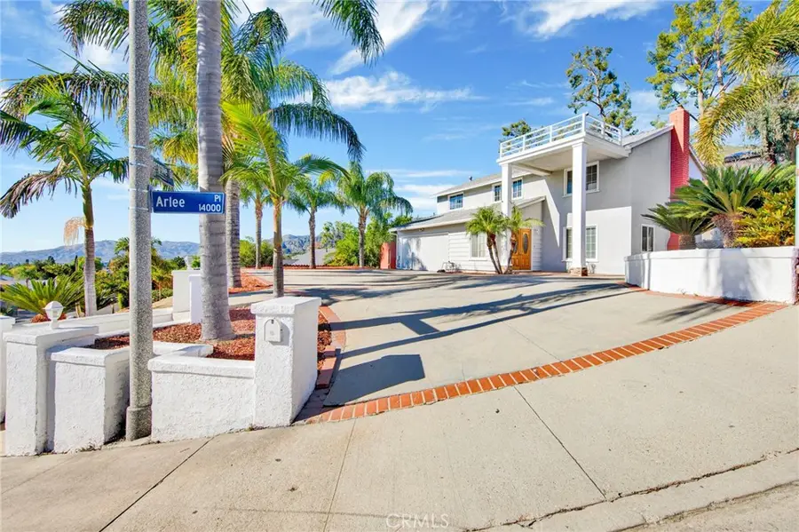 13343 Aldergrove, Sylmar, CA 91342 - Image #3