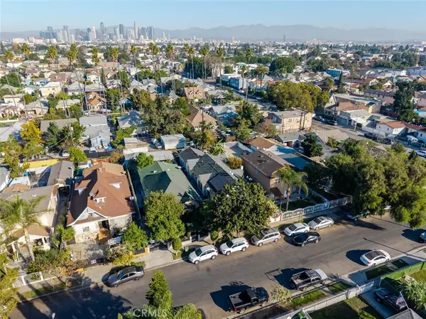 811 E 43rd Place, Los Angeles, CA 90011