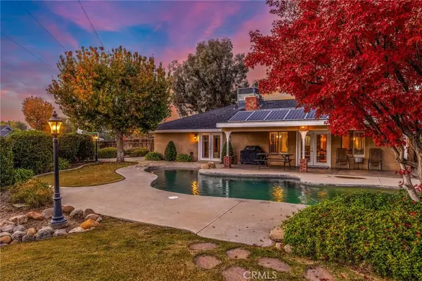 6001 Meadow Glen, Bakersfield, CA 93306