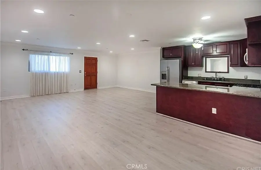 5264 Satsuma Avenue #9, North Hollywood, CA 91601 - Image #3