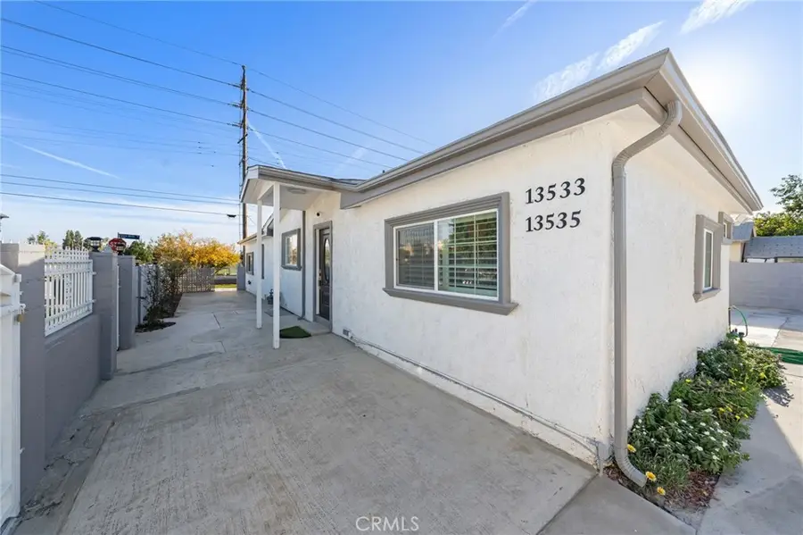 13533 Terra Bella, Pacoima, CA 91331 - Image #3