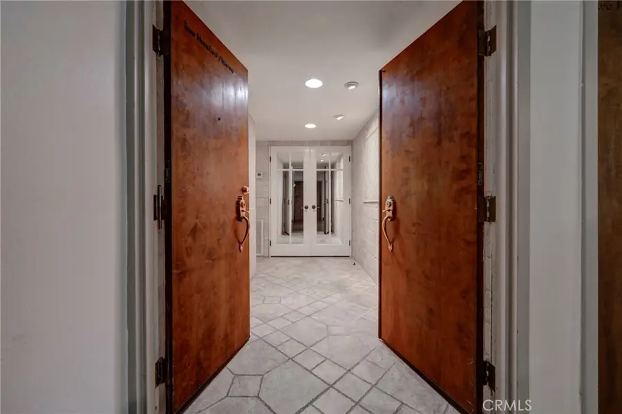 15335 Magnolia #216, Sherman Oaks, CA 91403 - Image #2