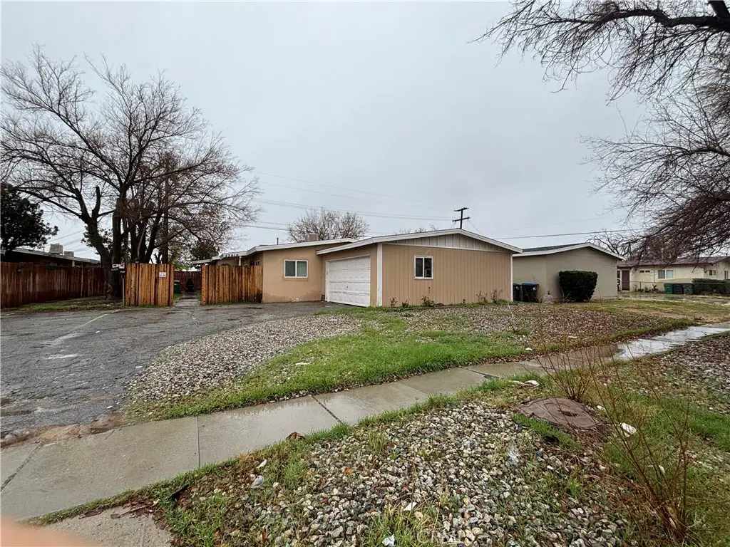 45414 Corkwood Avenue, Lancaster, CA 93534 - #1