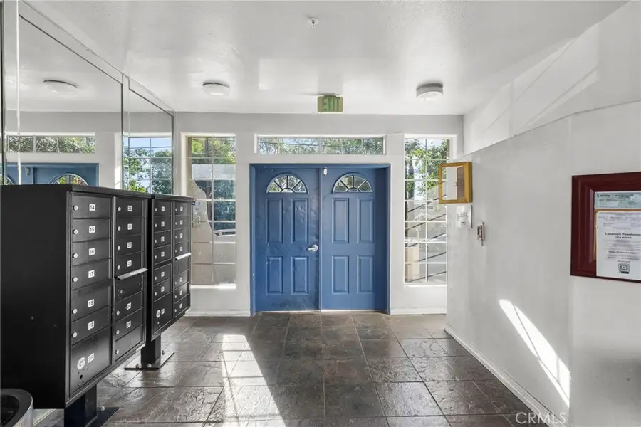 18347 Saticoy Street #24, Reseda, CA 91335 - #2