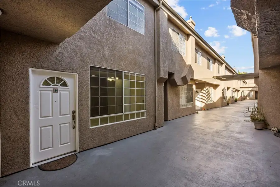 18347 Saticoy Street #24, Reseda, CA 91335 - #3
