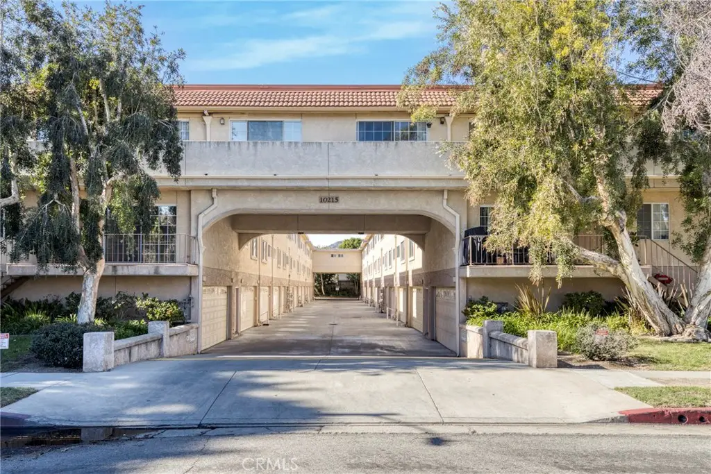 10215 Variel Avenue #7, Chatsworth, CA 91311 - #1
