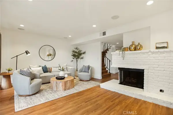 230 Bethany #124, Burbank, CA 91504