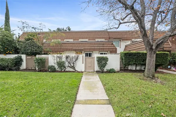 10140 Larwin Avenue #3, Chatsworth, CA 91311