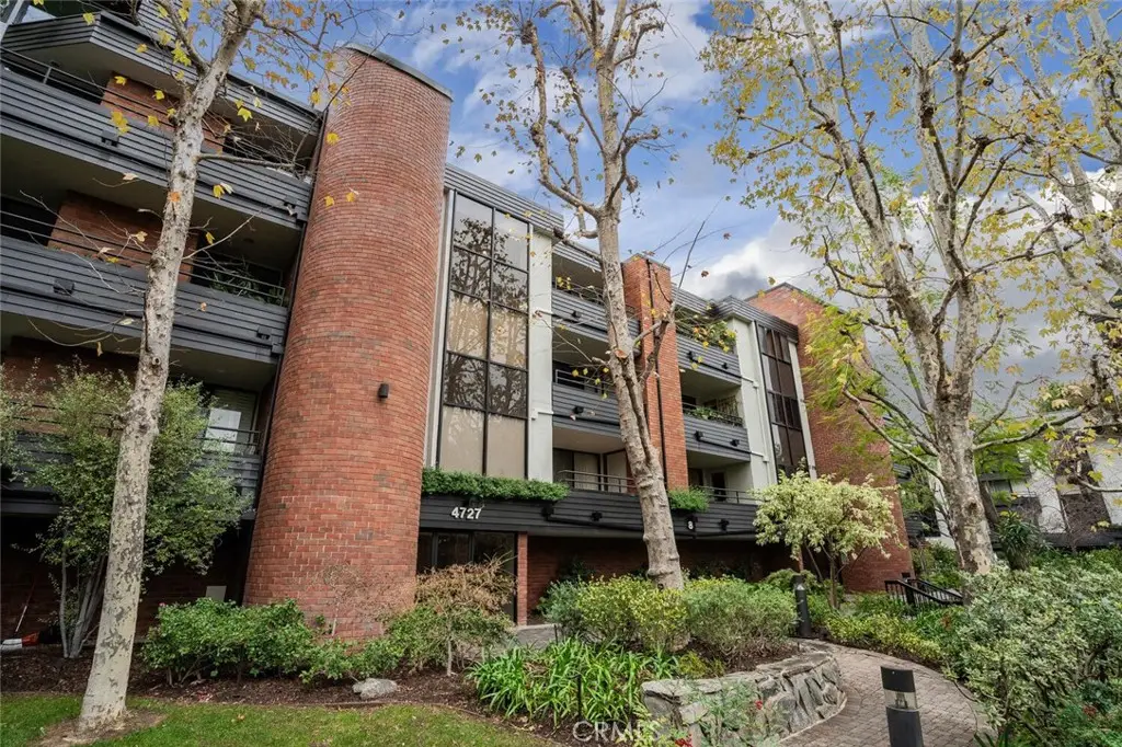 4727 Park Encino #330, Encino, CA 91436 - #1