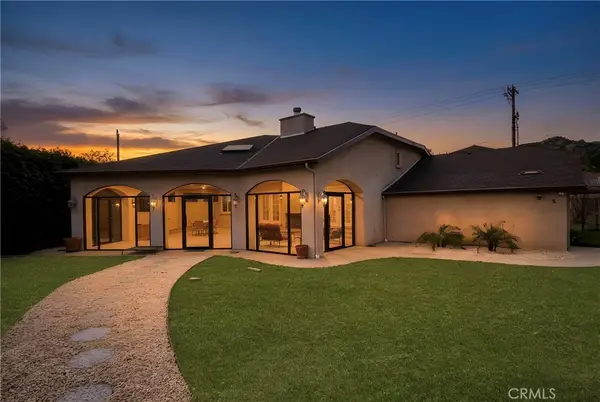 10566 Andora, Chatsworth, CA 91311