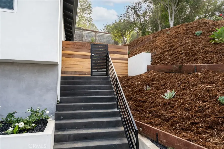 3362 Bellota Way, Los Angeles, CA 90027 - Image #3