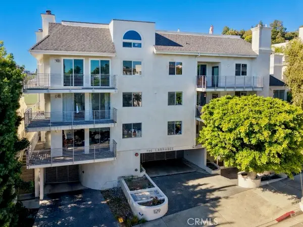 1129 Larrabee Street #10, West Hollywood, CA 90069