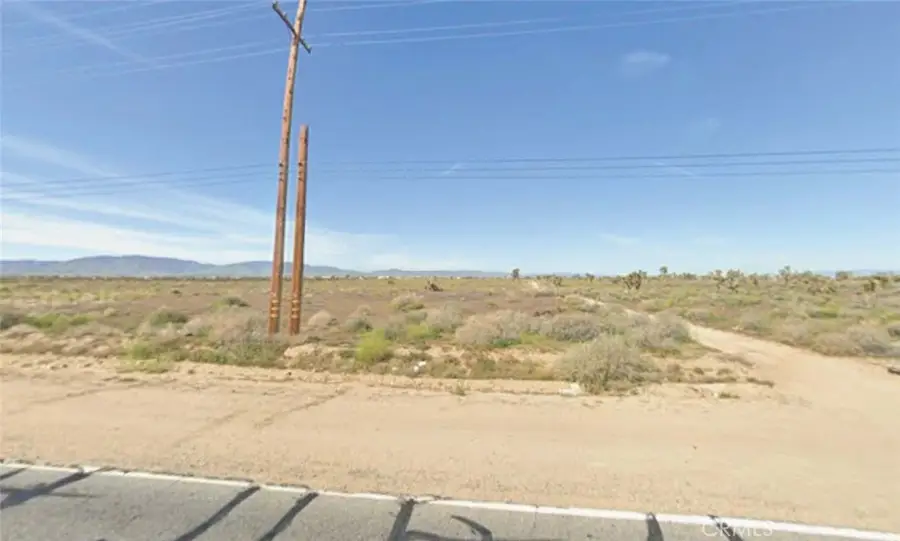 2000 Avenue L-4, Lancaster, CA 93536 - #3