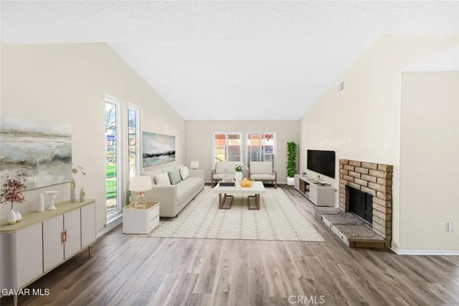 521 W Avenue J14, Lancaster, CA 93534 - Image #2