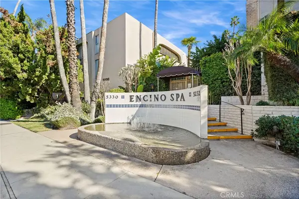 5330 Lindley Ave #209, Encino, CA 91316