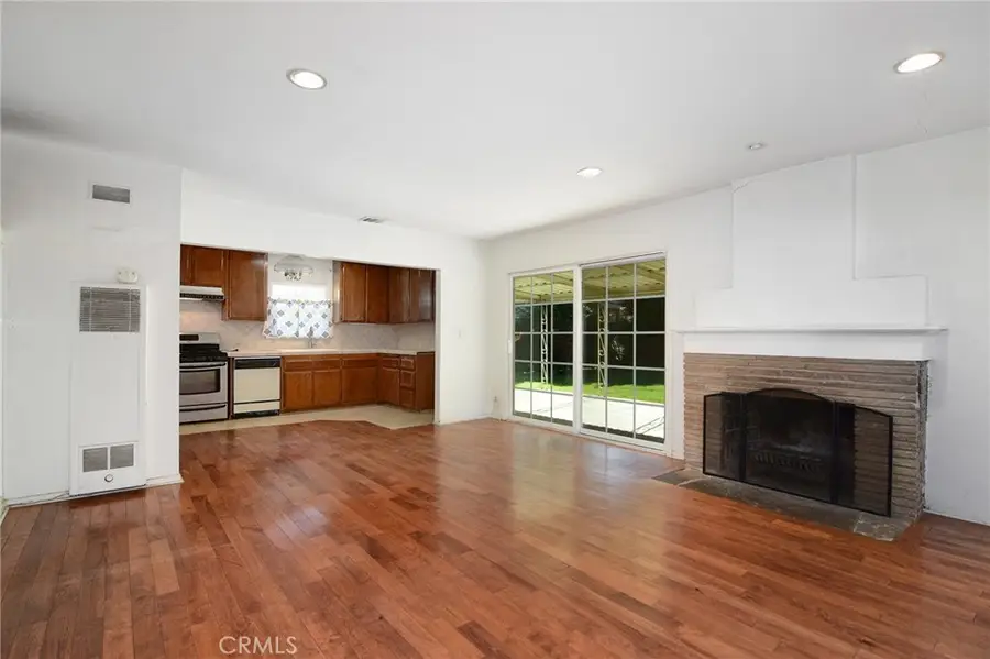 22716 Berdon Street, Woodland Hills, CA 91367 - #3