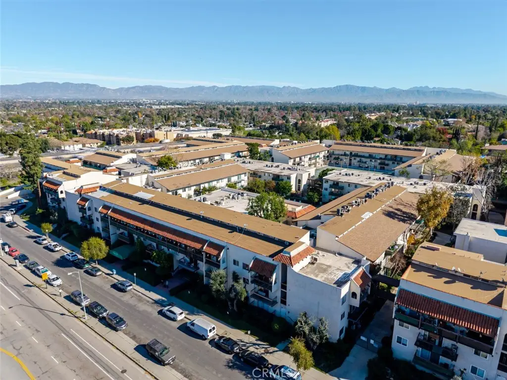5460 White Oak Avenue #C325, Encino, CA 91316 - #1
