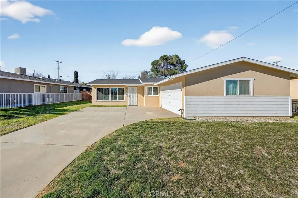 38249 Gunton, Palmdale, CA 93550 - #1