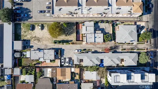 11414 Calvert, North Hollywood, CA 91606
