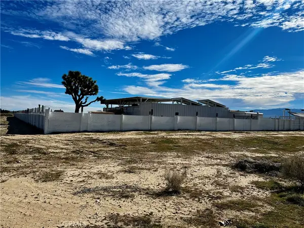 171 Ste Vic Avenue Q2, Palmdale, CA 93591