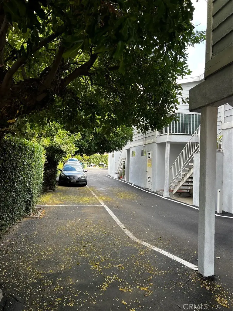 7032 Milwood Ave., Canoga Park, CA 91303 - Image #3