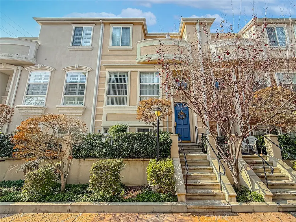 4118 W Kling, Burbank, CA 91505 - #1