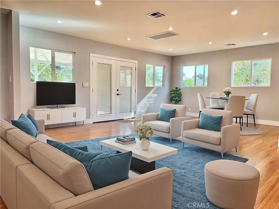 7328 Wish, Van Nuys, CA 91406 - Image #2