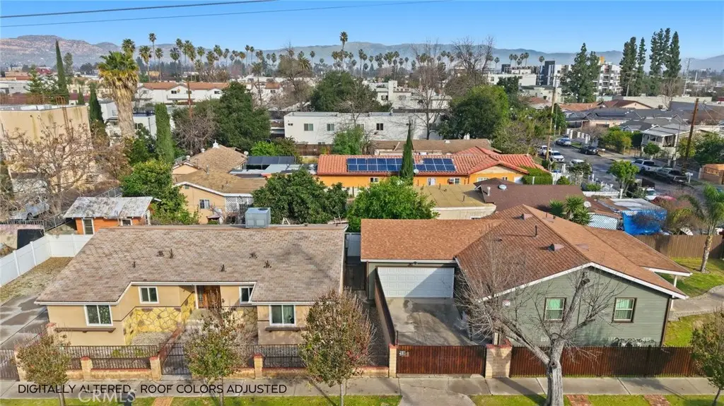 21511 Bassett St. & 6903 Alabama Ave., Canoga Park, CA 91303 - Image #1