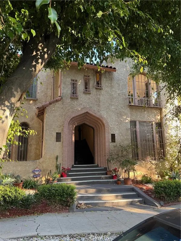 356 N Sierra Bonita, Los Angeles, CA 90036