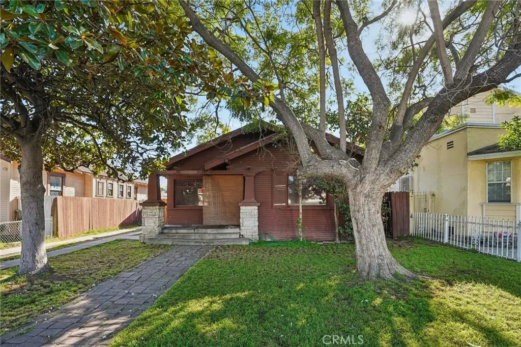 1334 E 9th Street E, Long Beach, CA 90813 - #1