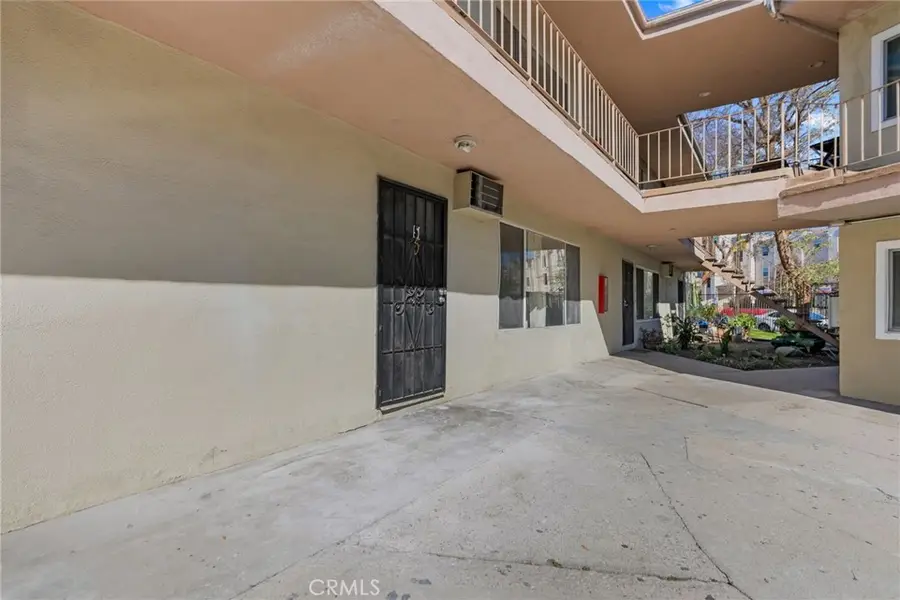 8649 Sunland Boulevard #5, Sun Valley, CA 91352 - #2
