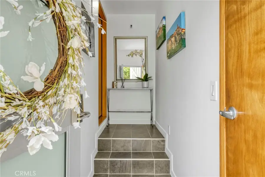 3839 Davana Road, Sherman Oaks, CA 91423 - #2