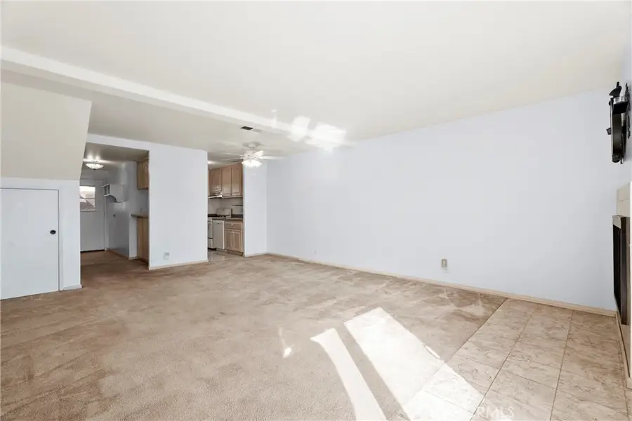 15047 Chatsworth, San Fernando, CA 91345 - Image #3