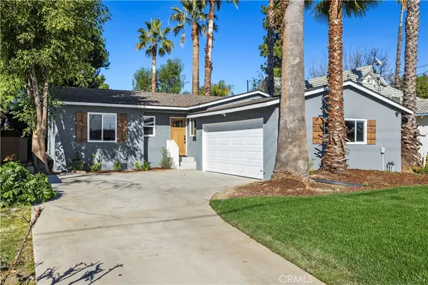 15933 Haynes Street, Van Nuys, CA 91406