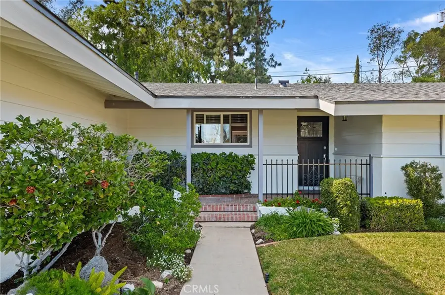 11917 Paso Robles, Granada Hills, CA 91344 - Image #3