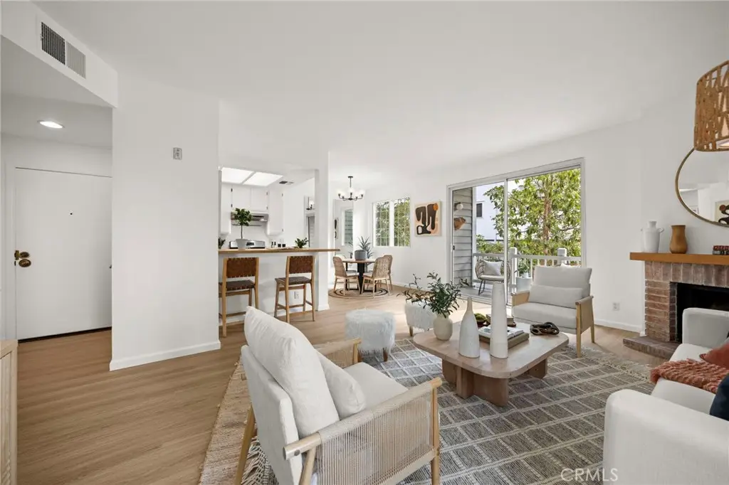 8505 Gulana, Playa Del Rey, CA 90293 - Image #1