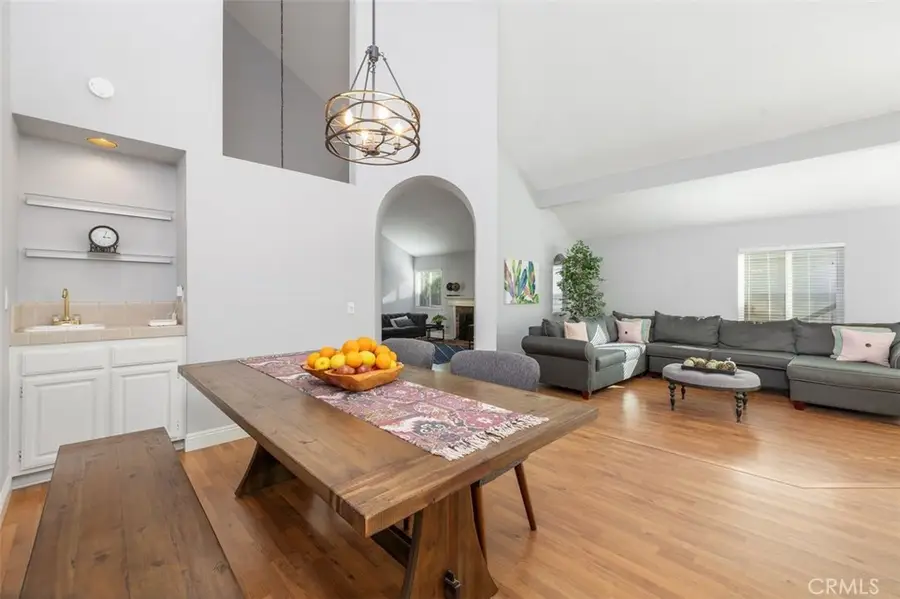 7810 Valley Flores Drive, West Hills, CA 91304 - Image #3