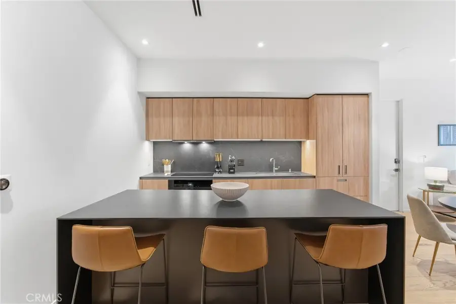 1030 N Kings Road #405, West Hollywood, CA 90069 - Image #3