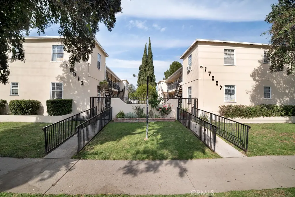17013 Vanowen, Van Nuys, CA 91406 - #1
