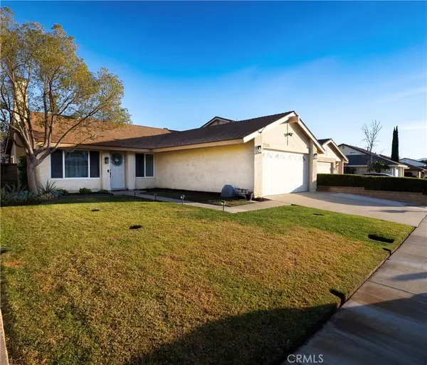 27626 Saffron Lane, Saugus, CA 91350