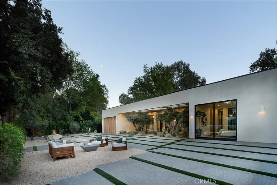 23340 Collins, Woodland Hills, CA 91367 - Image #3