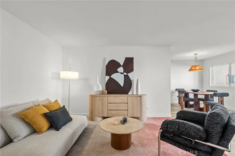 5400 Newcastle #12, Encino, CA 91316 - #3