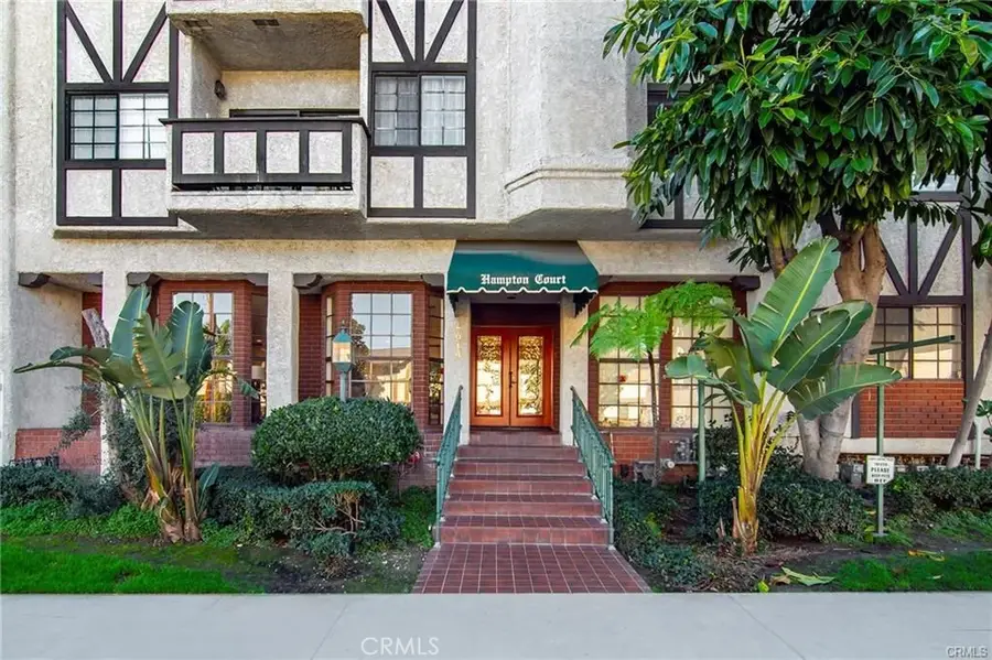 17914 Magnolia Boulevard #127, Encino, CA 91316 - #2