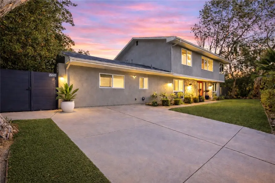 5500 Blanco Avenue, Woodland Hills, CA 91367 - #2