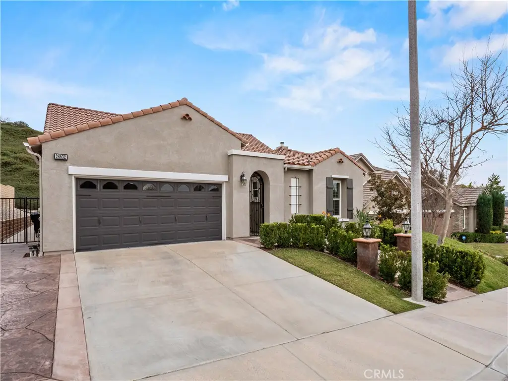 28532 Agajanian, Santa Clarita, CA 91390 - Image #1