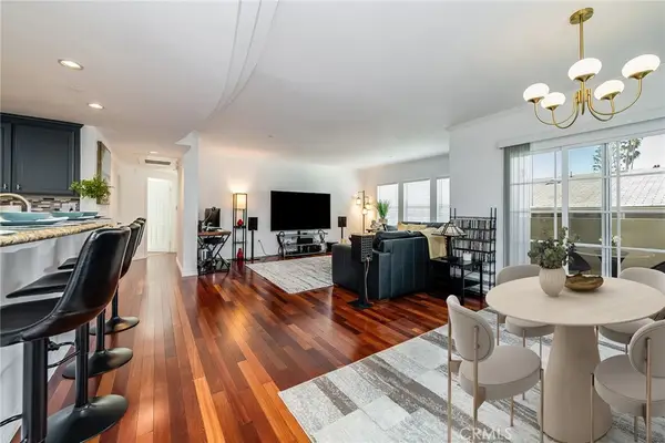 4832 Whitsett Avenue #305, Valley Village, CA 91607