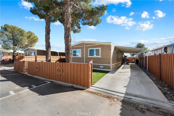 3300 W 15th W #153, Rosamond, CA 93560
