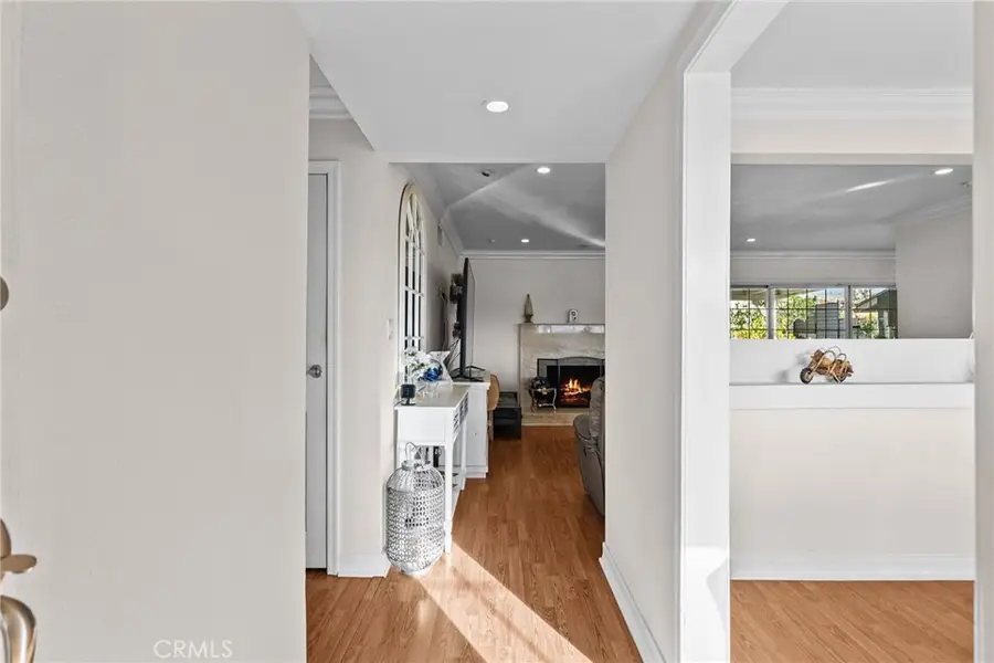 3042 Austin, Simi Valley, CA 93063 - #3