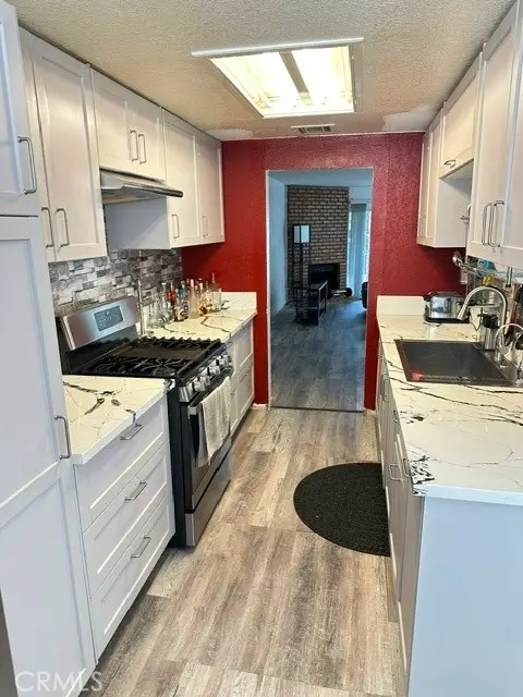 10215 Variel Ave #11, Chatsworth, CA 91311 - #2